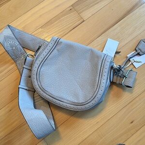 Jessica Simpson crossbody